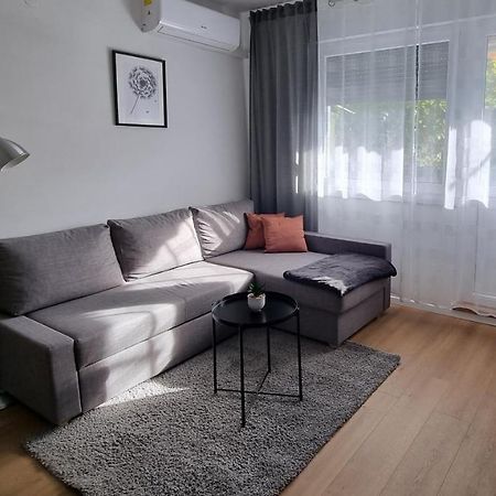Retfala Inn Osijek Exteriör bild