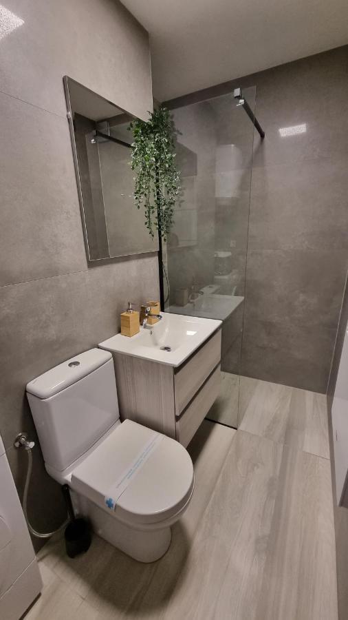 Retfala Inn Osijek Exteriör bild