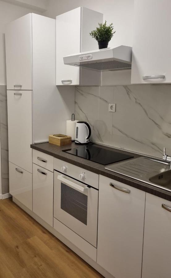 Retfala Inn Osijek Exteriör bild