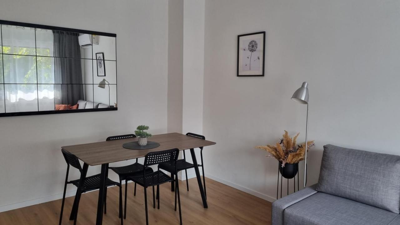 Retfala Inn Osijek Exteriör bild
